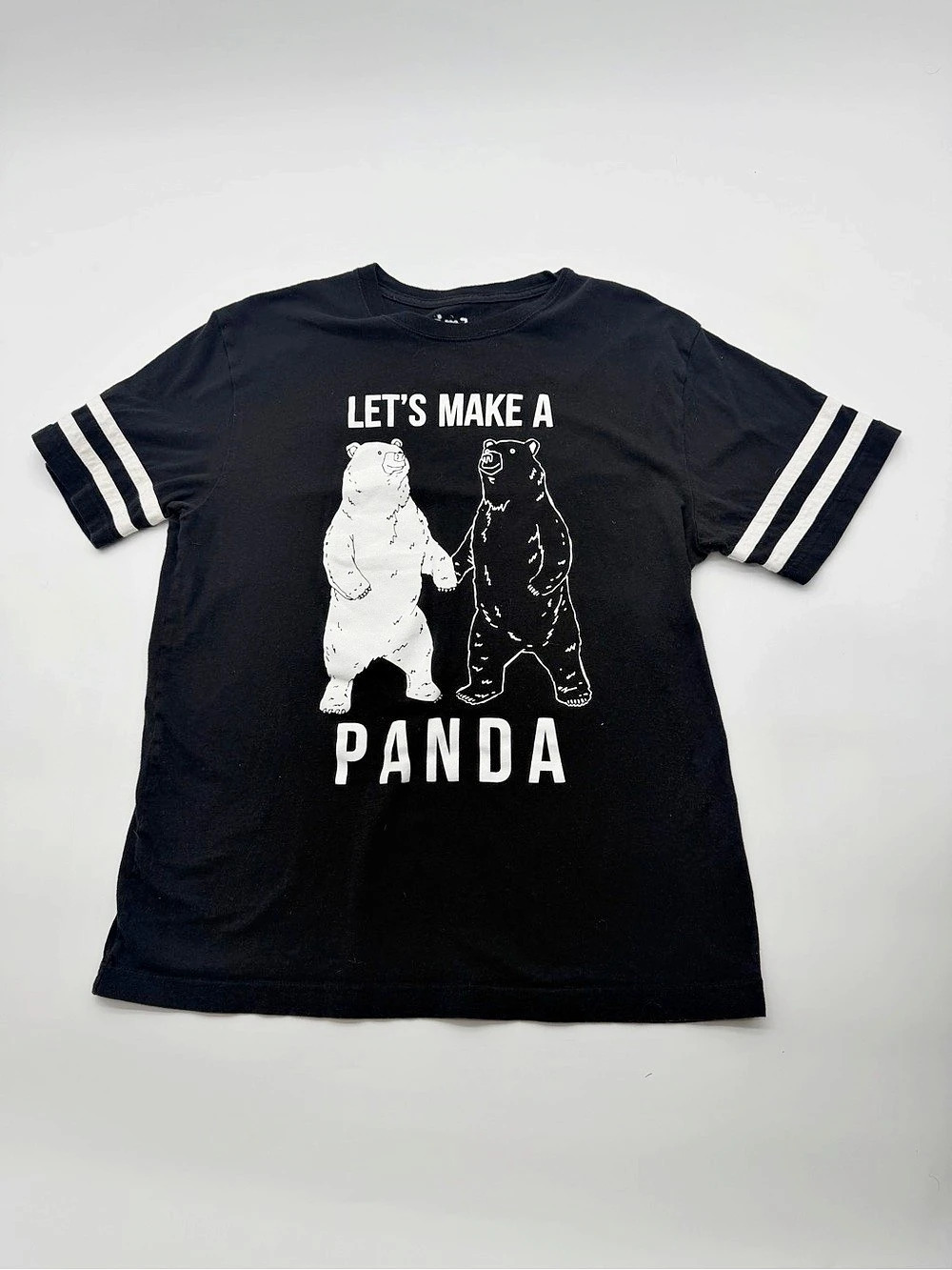 Isaac Morris Let's Make a Panda Graphic T-Shirt women's Large Black & White